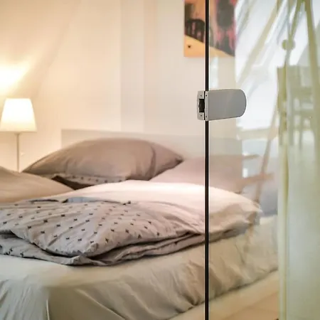 Apartment Secret Escape Above *
